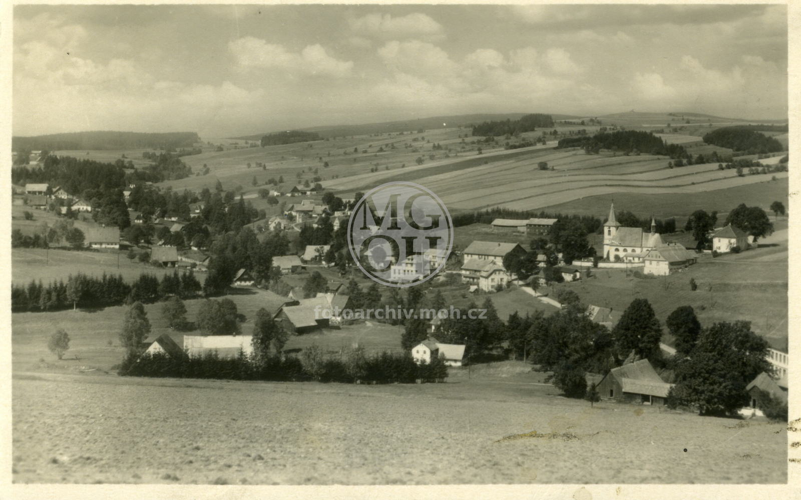 Fotografie - Celkový pohled na obec