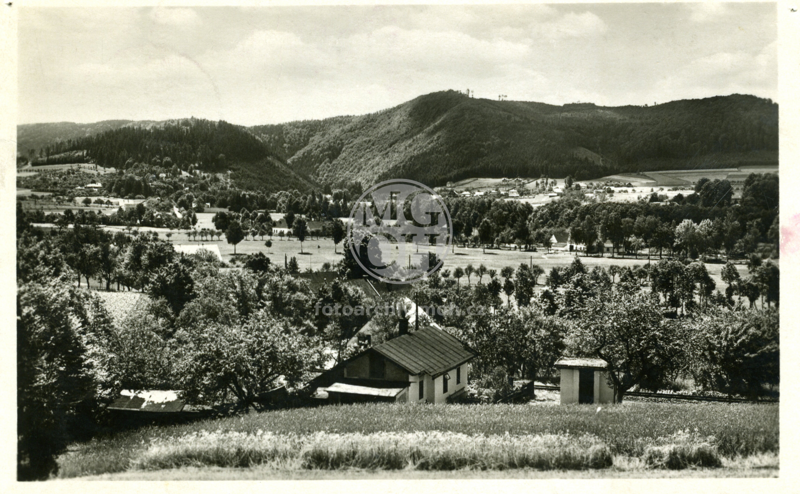 Fotografie - Pohled na příroní partie v okolí Potštejna a Velešov