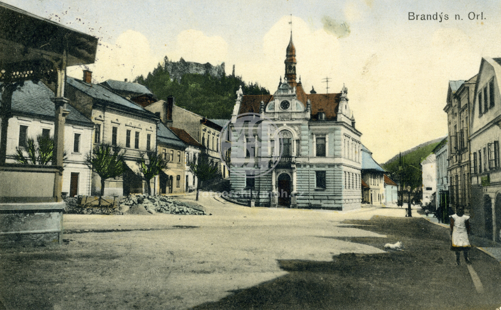 Fotografie - Náměstí s radnicí