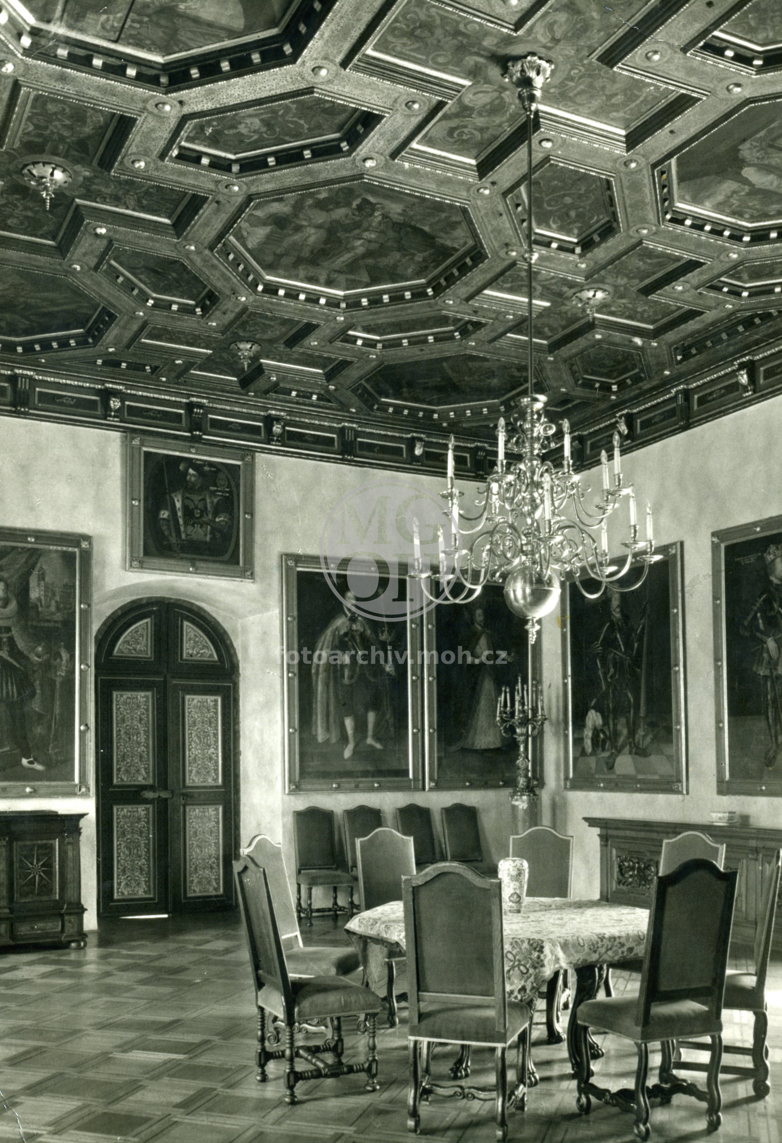 Fotografie - Zámek - jídelna Tobiáška