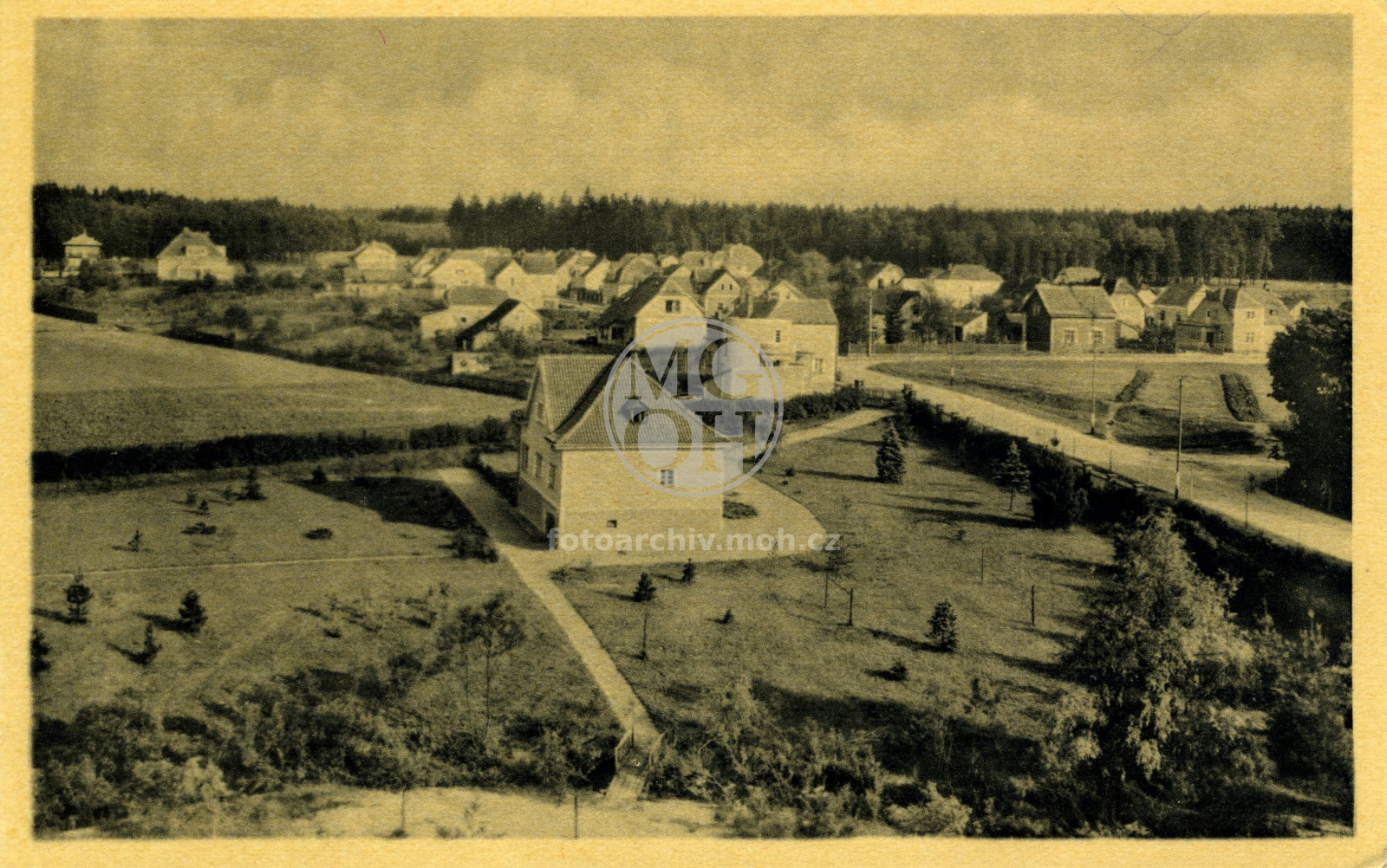 Fotografie - Pohled na část obce