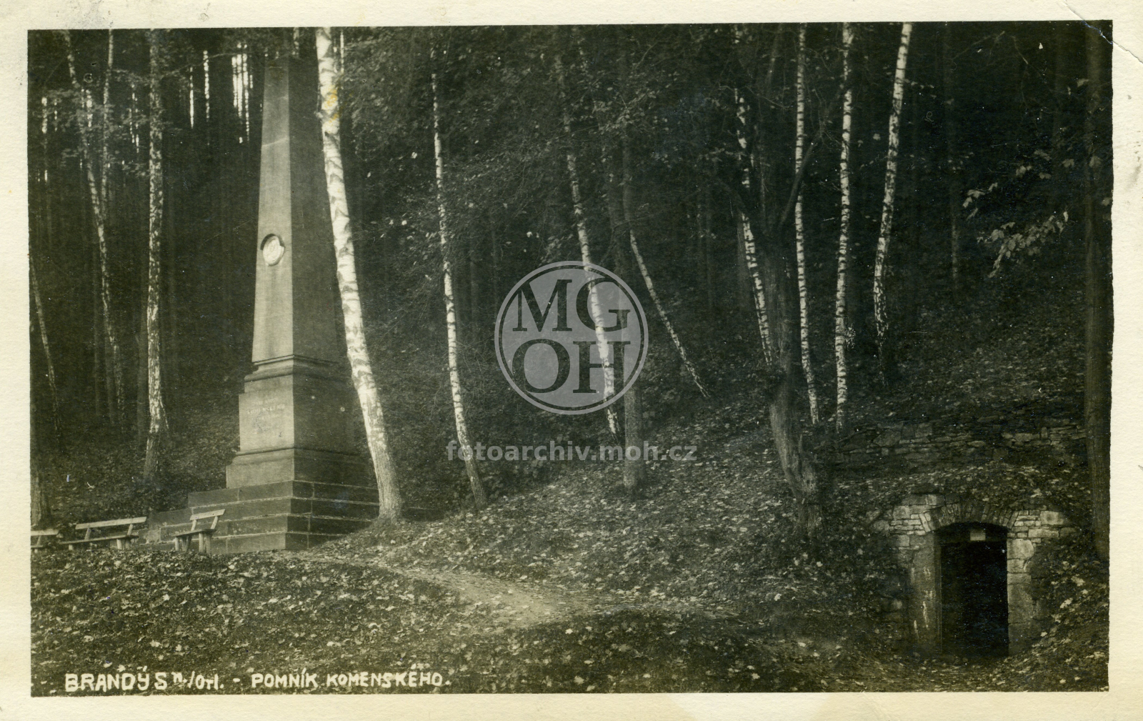 Fotografie - Pomník J. A. Komenského