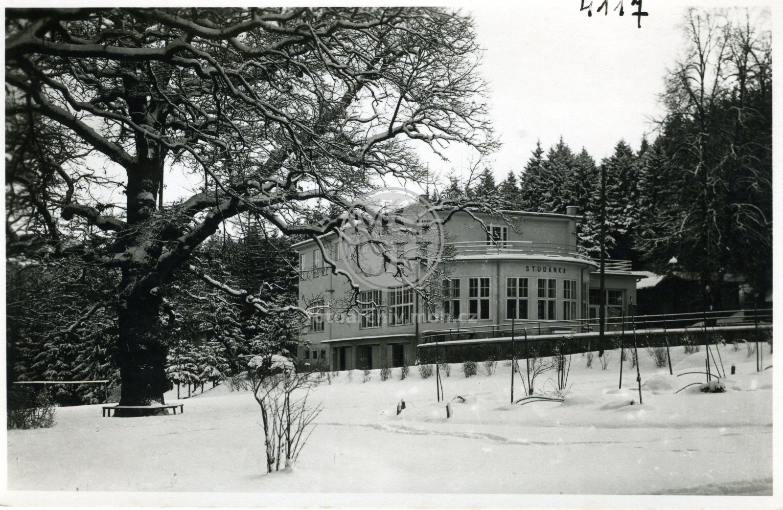 Fotografie - Studánka v zimě