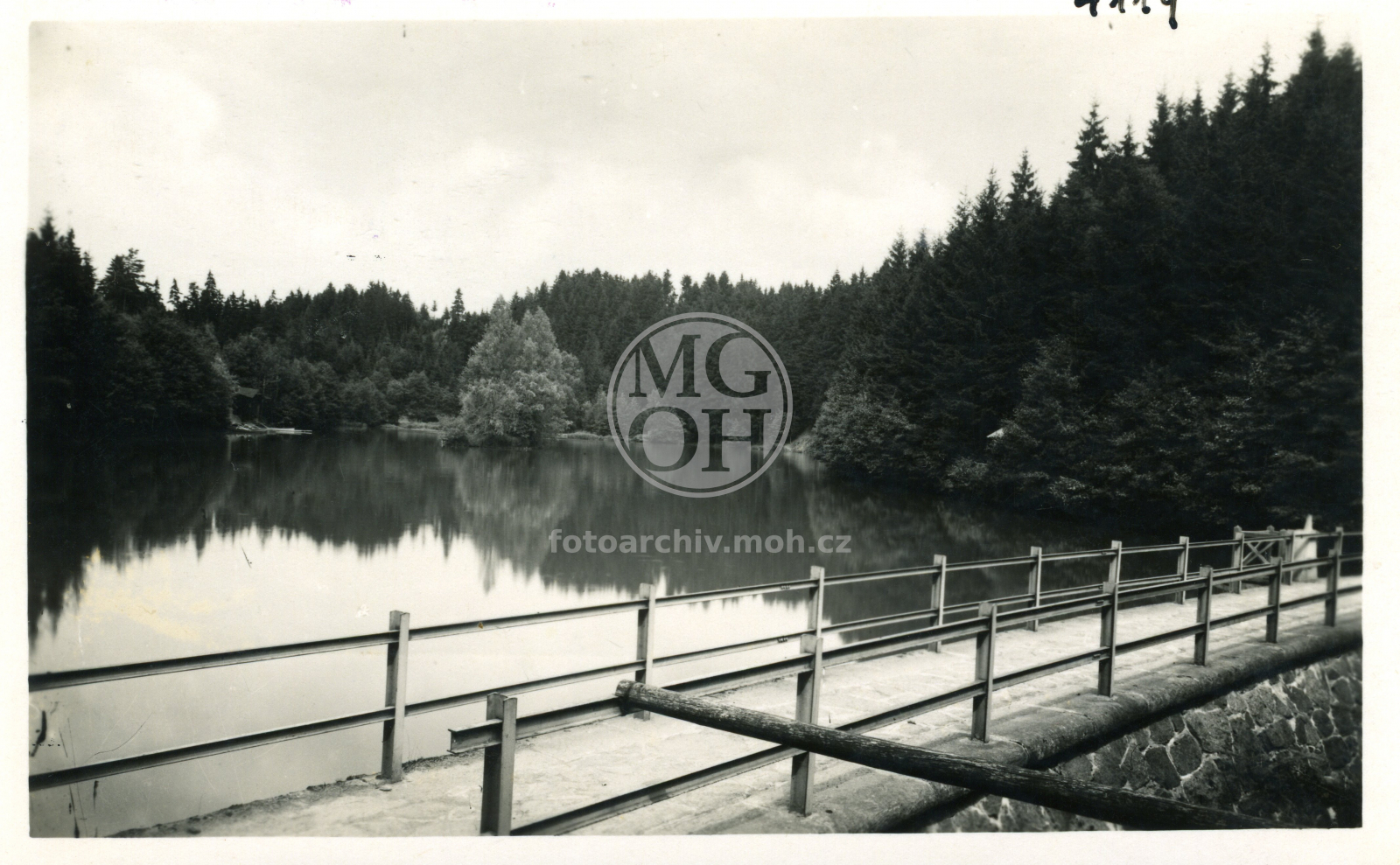 Fotografie - Ivanské jezero