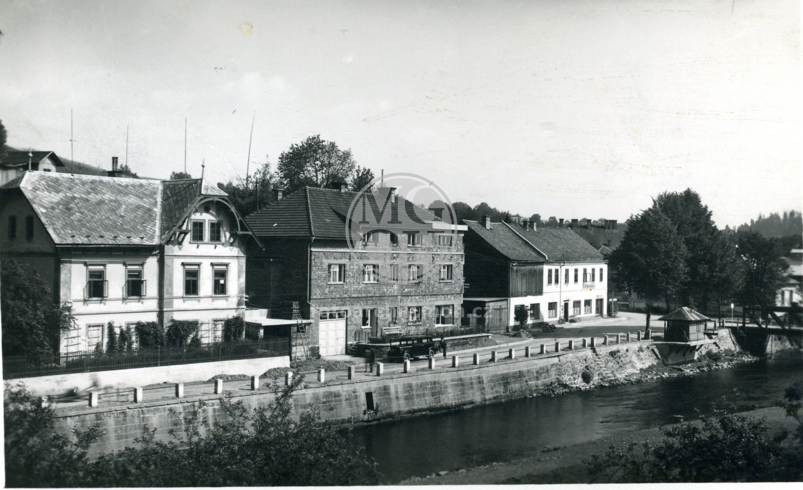 Fotografie - Pohled od řeky - Divoká Orlice