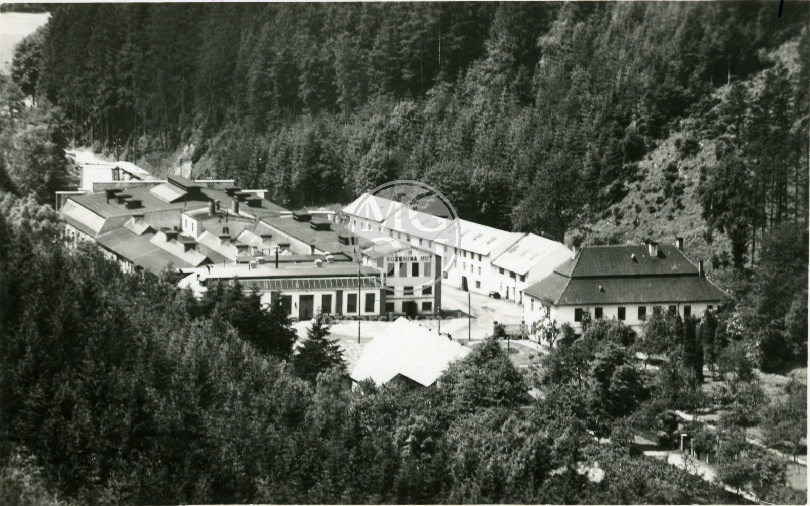 Fotografie - Pohled na Růženinu huť