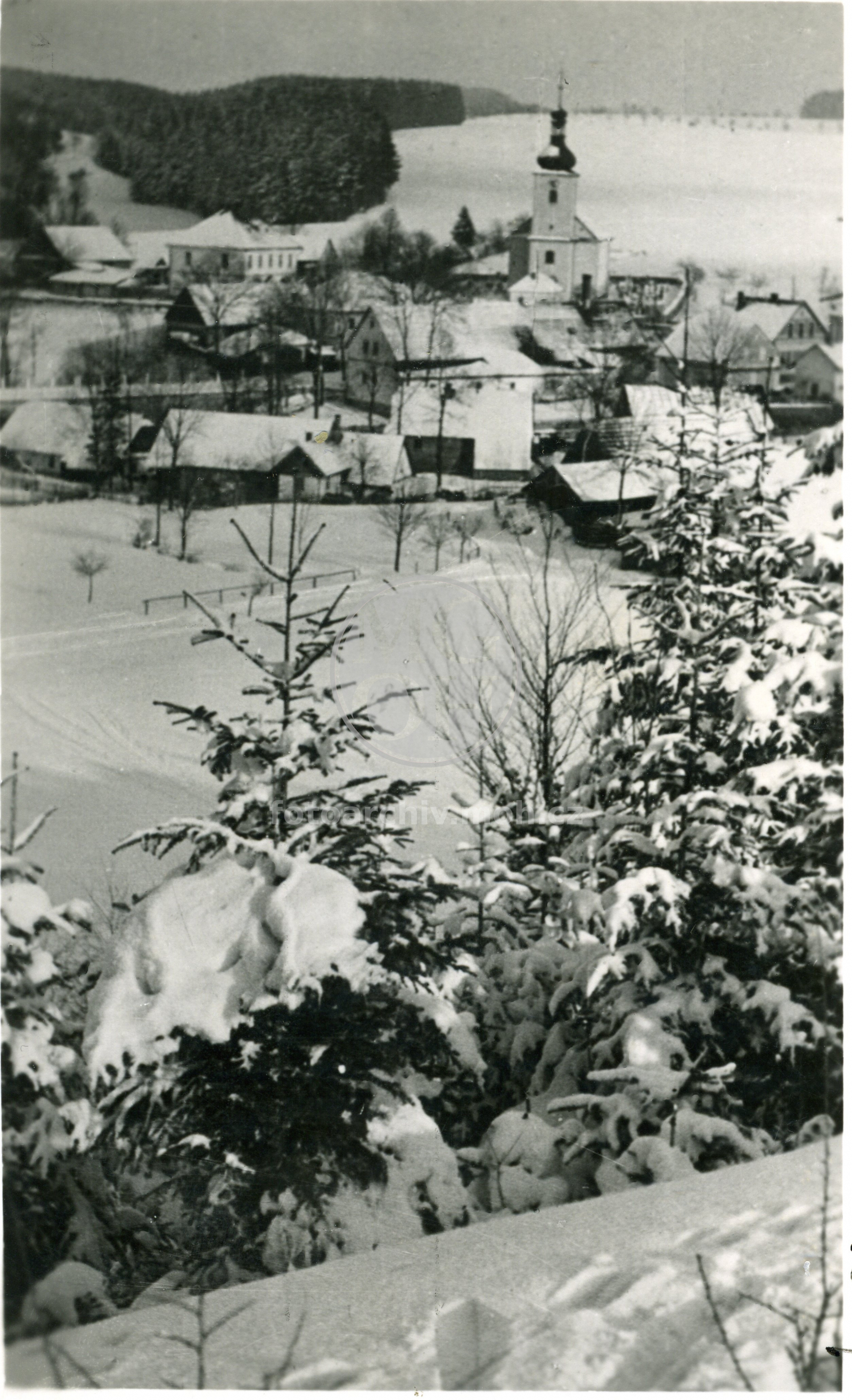 Fotografie - Kostel v zimě