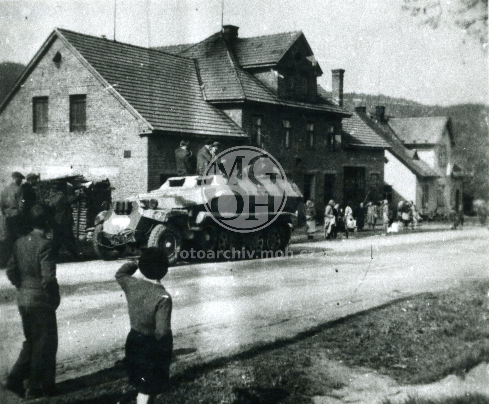 Fotografie - 16558
Rudá armáda - i s velbloudy