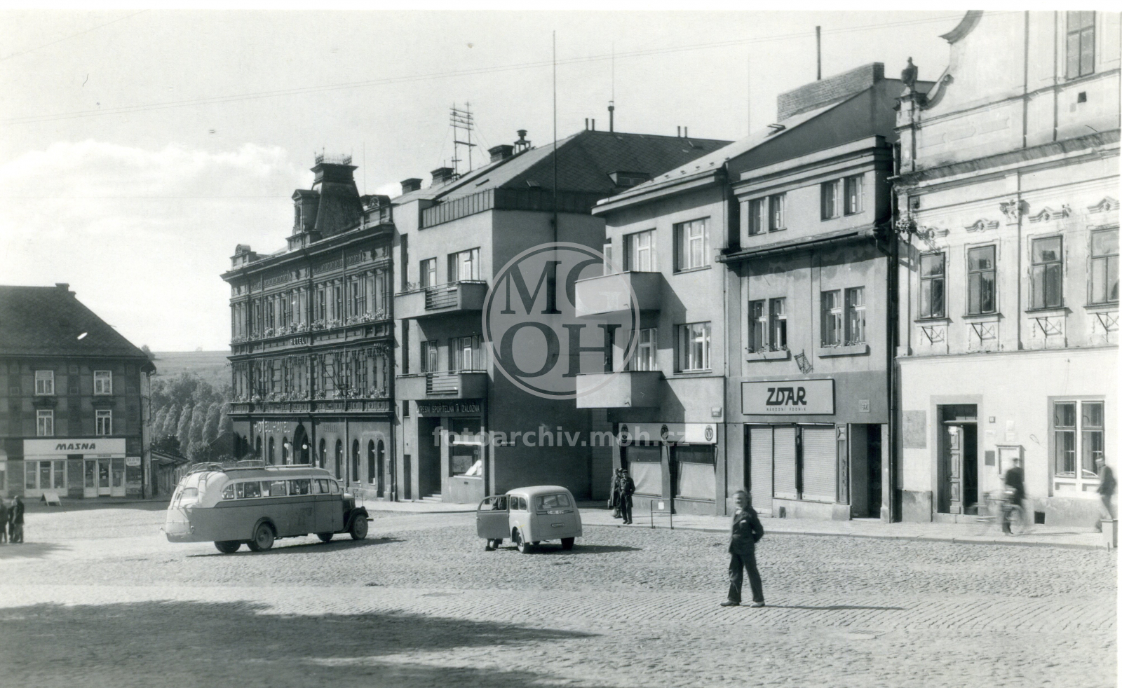 Fotografie - Náměstí M.Z.Nejedlého (Staré náměstí)