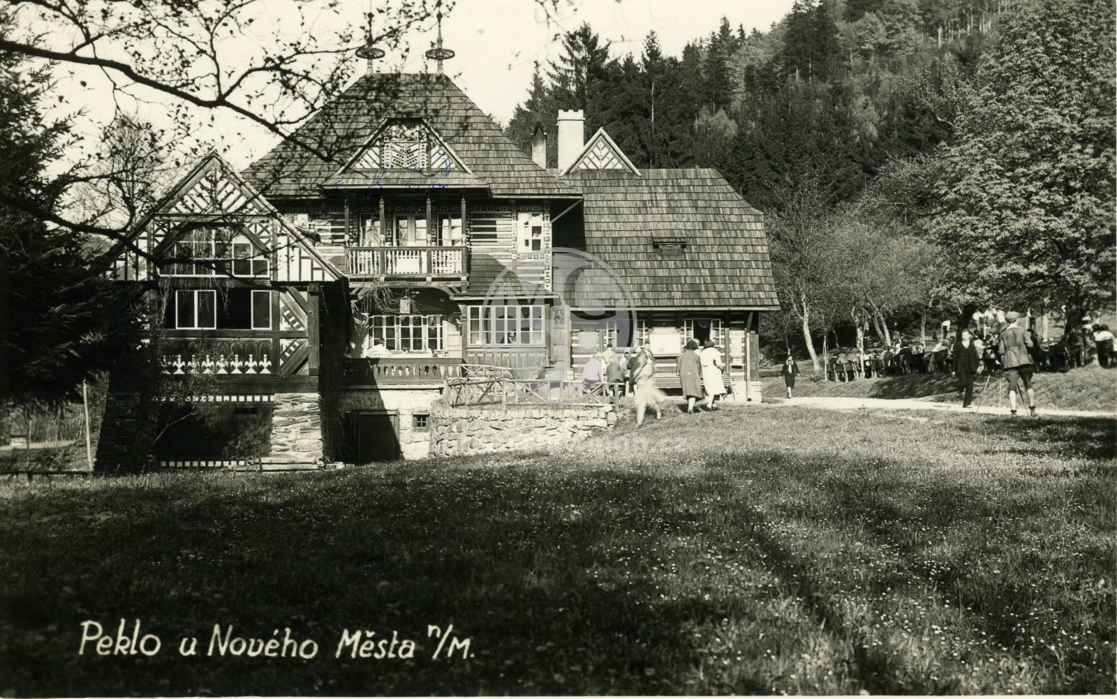 Fotografie - Turistická ubytovna - Bartoňova útulna, arch. Dušan Jurkovič