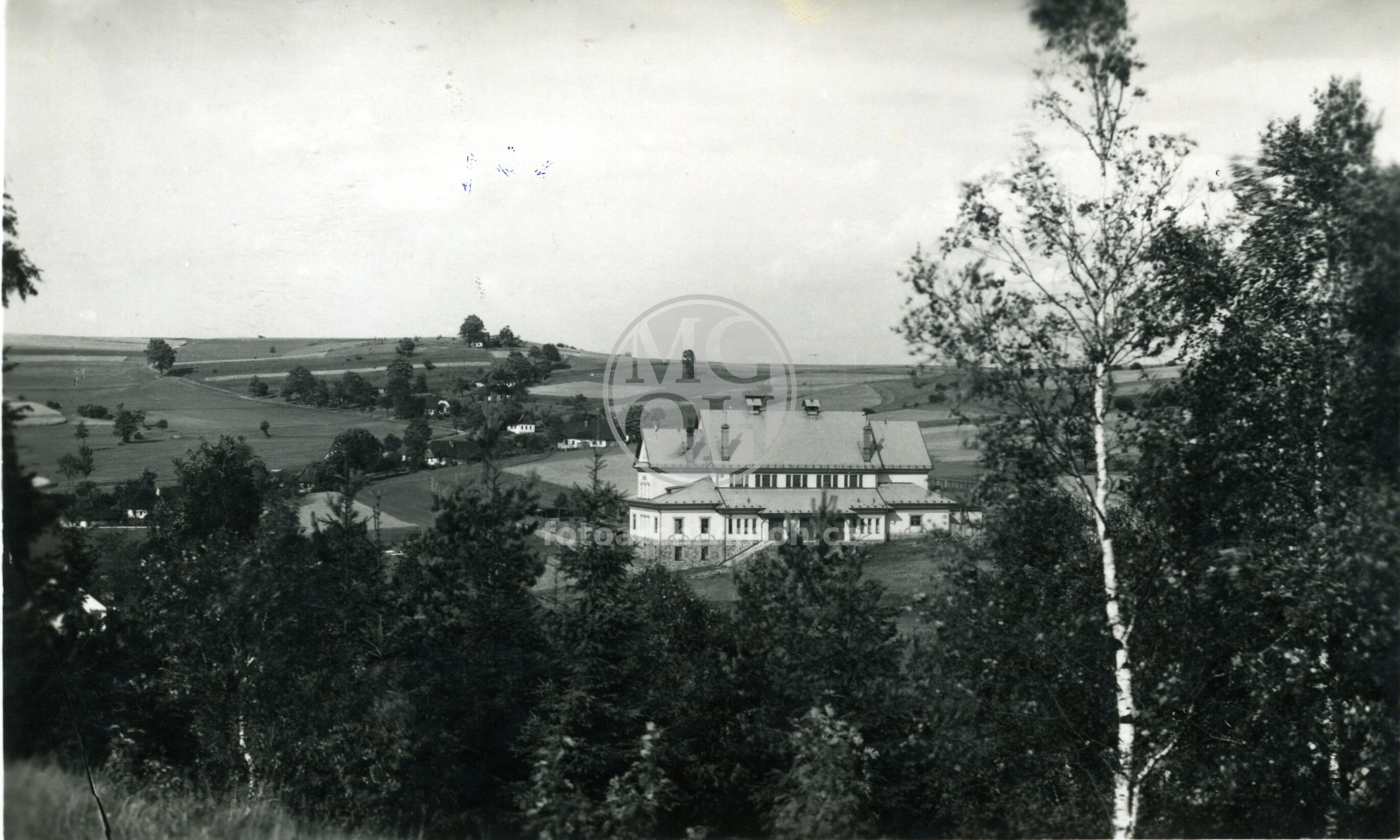 Fotografie - Celkový pohled (sokolovna?)