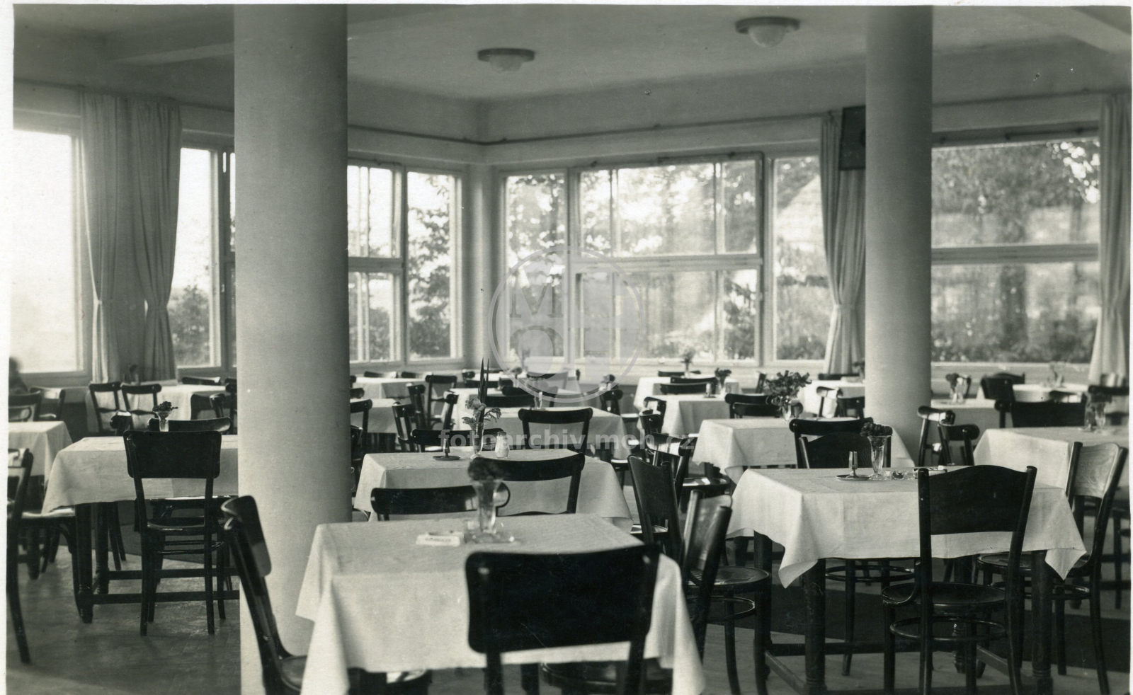 Fotografie - Panorama - jídelna