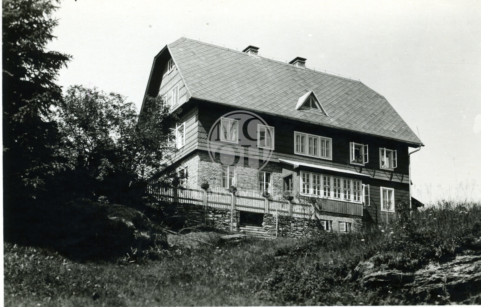 Fotografie - Šerlišský mlýn, depandance Barborka?