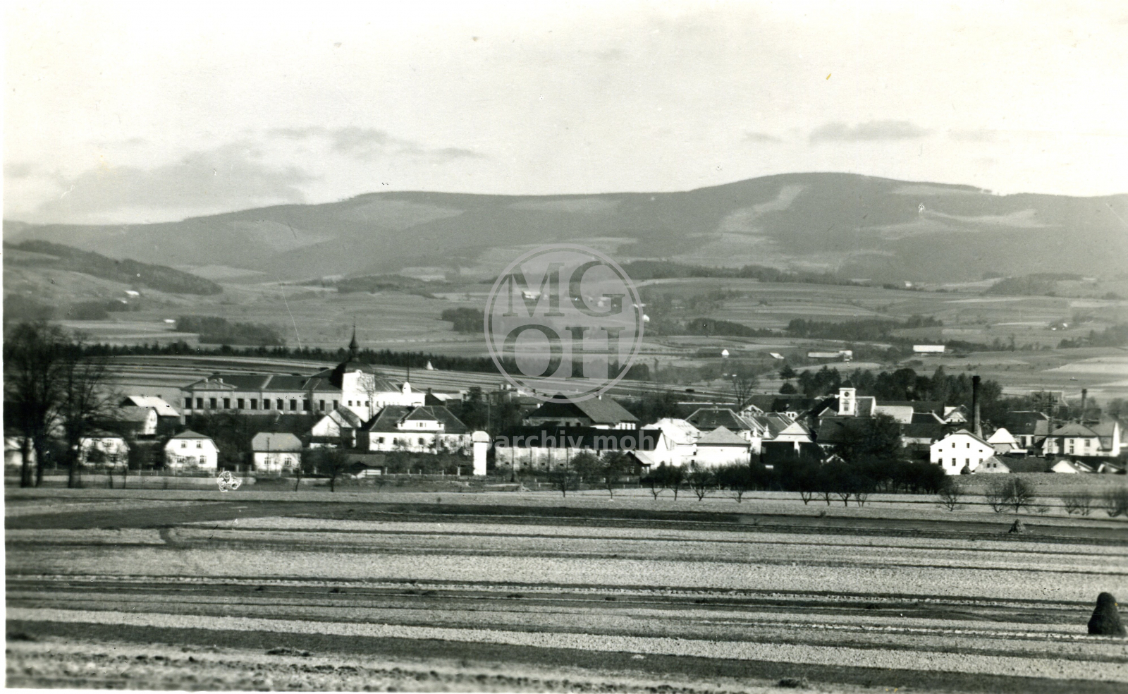 Fotografie - Celkový pohled - hlavní ulice k Rychnovu