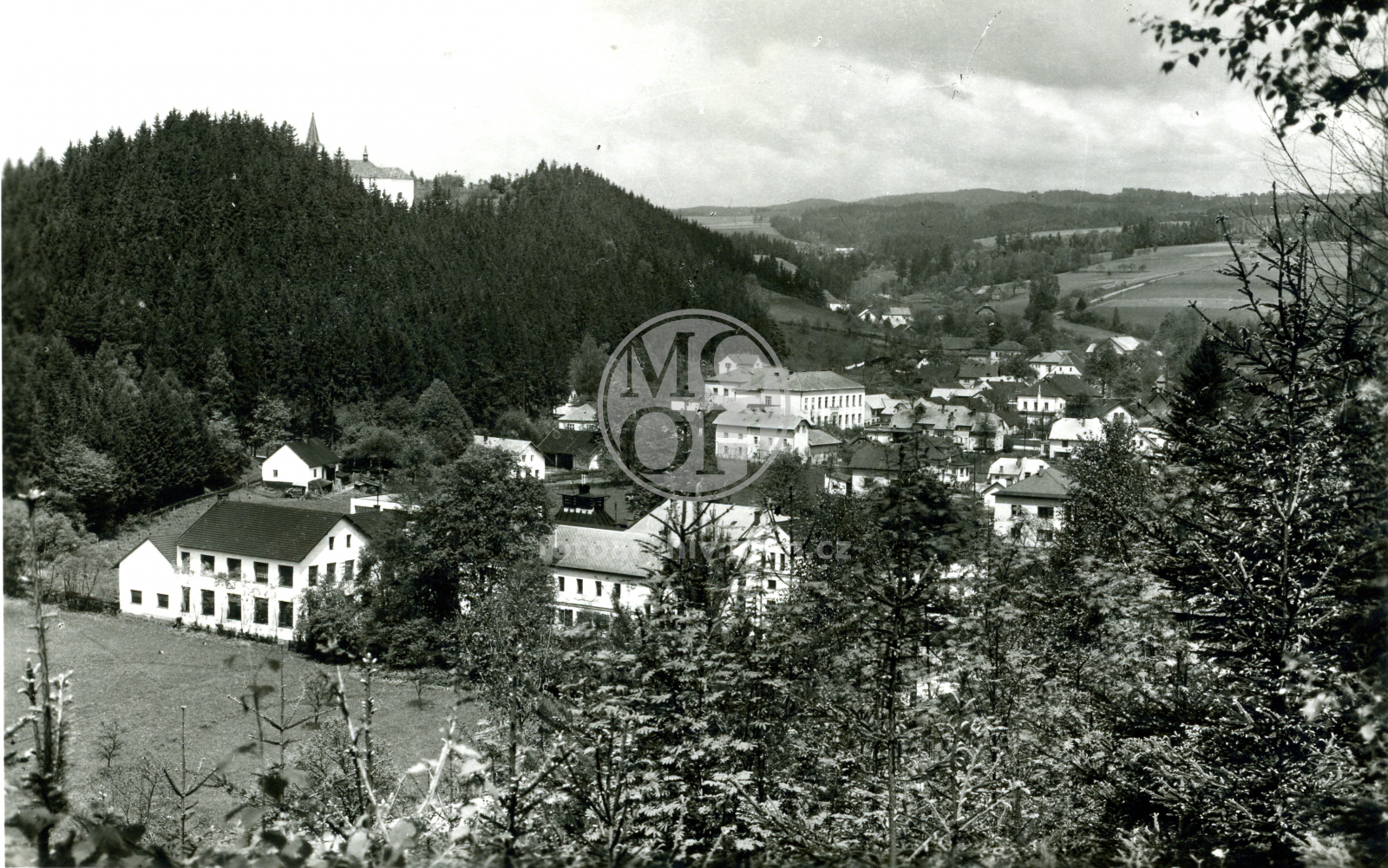 Fotografie - Celkový pohled, v popředí Sejkorovna