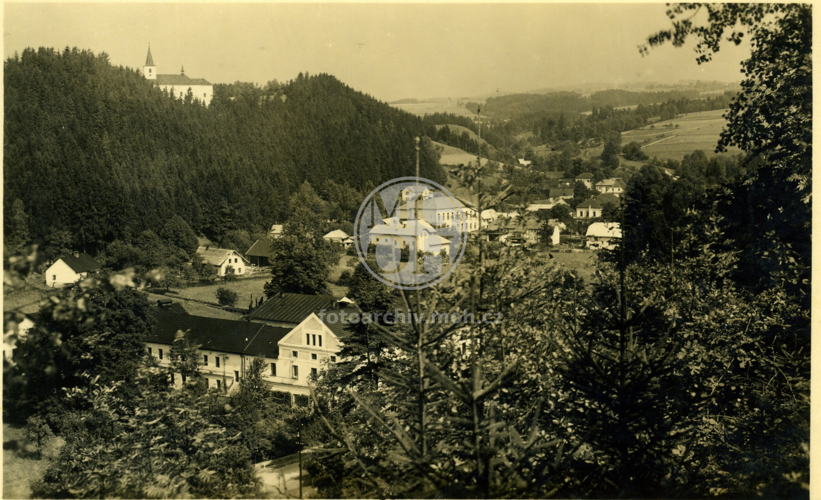 Fotografie - Celkový pohled, v popředí Sejkorovna
