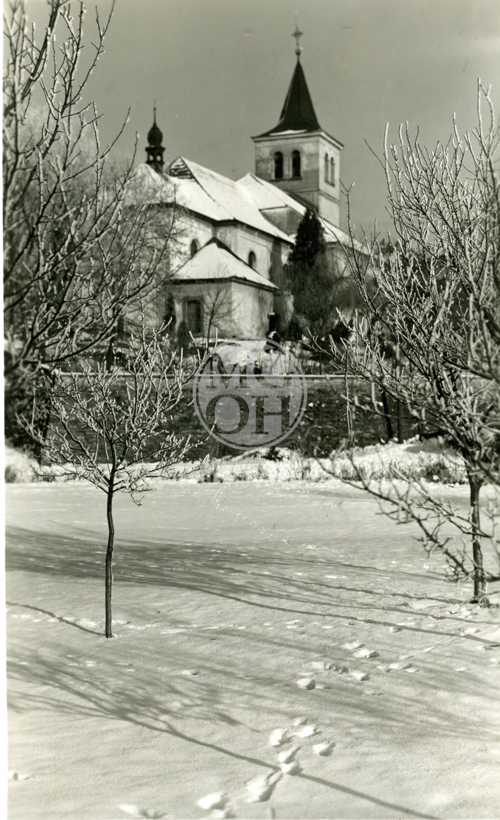 Fotografie - Kostel v zimě