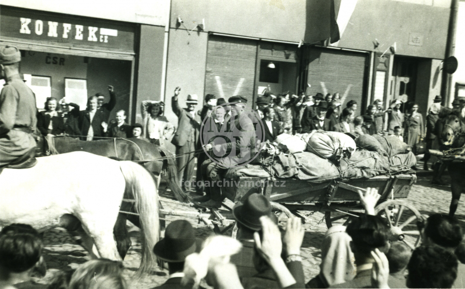 Fotografie - Příjezd RA