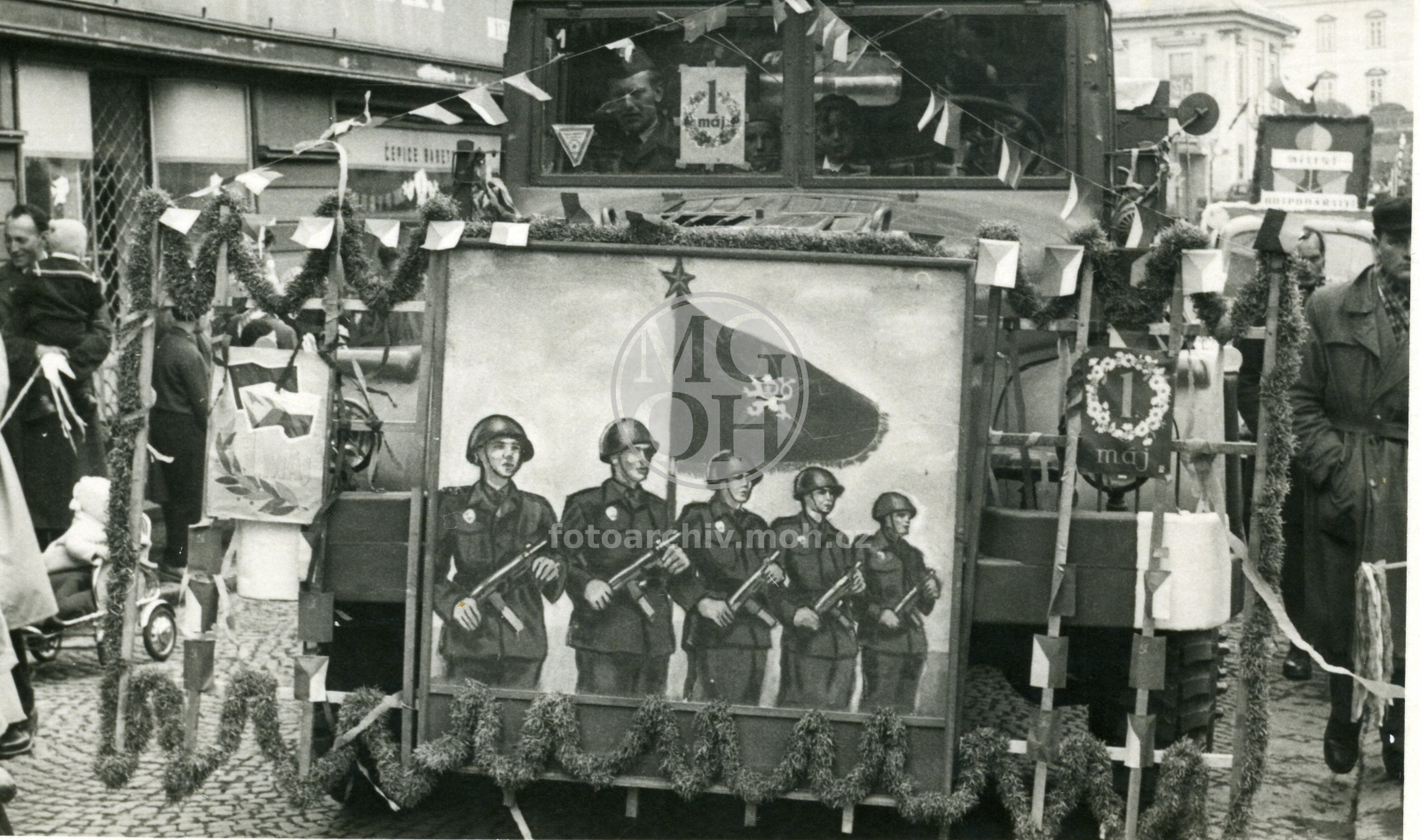 Fotografie - 1.Máj, průvod