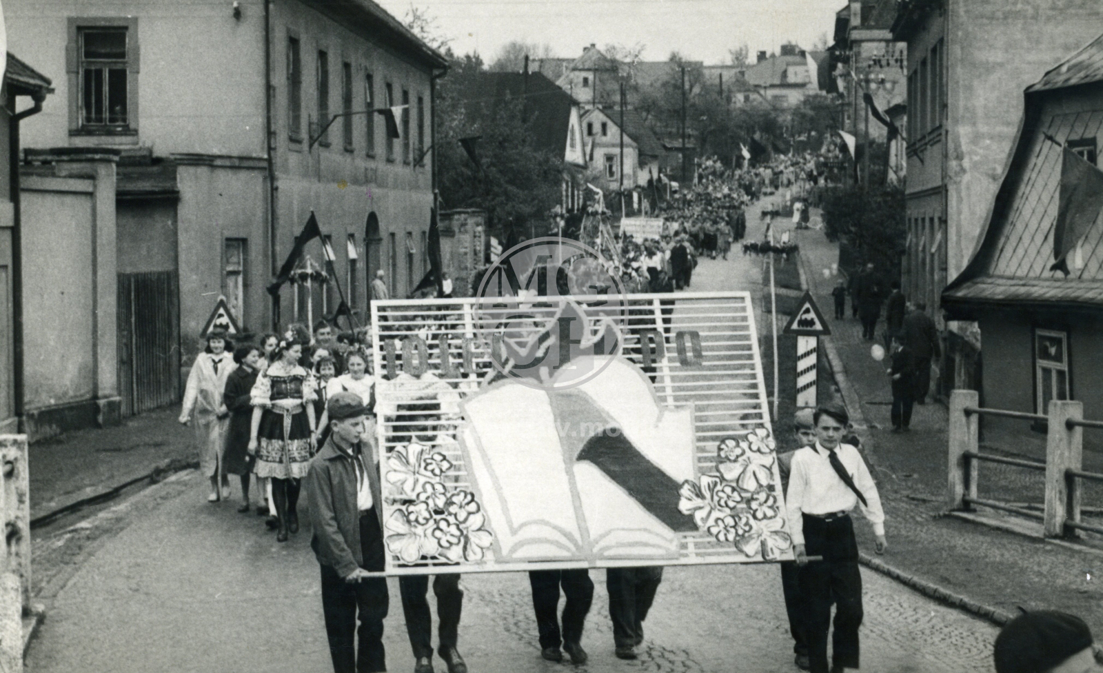 Fotografie - 1.Máj, průvod