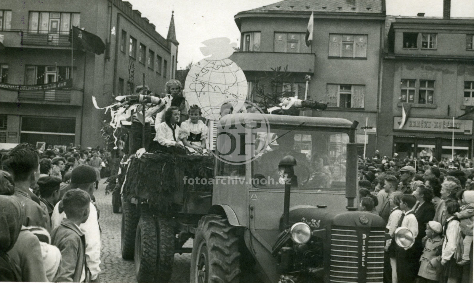 Fotografie - 1.Máj, průvod