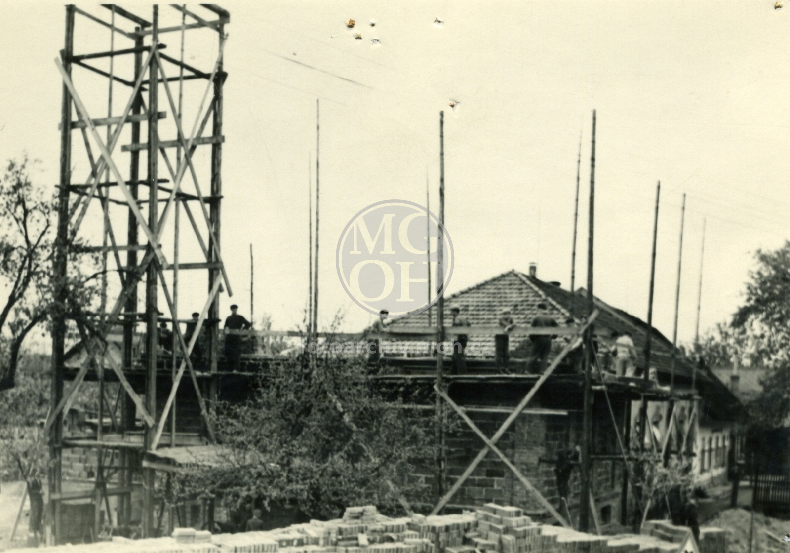 Fotografie - Stavba jeviště