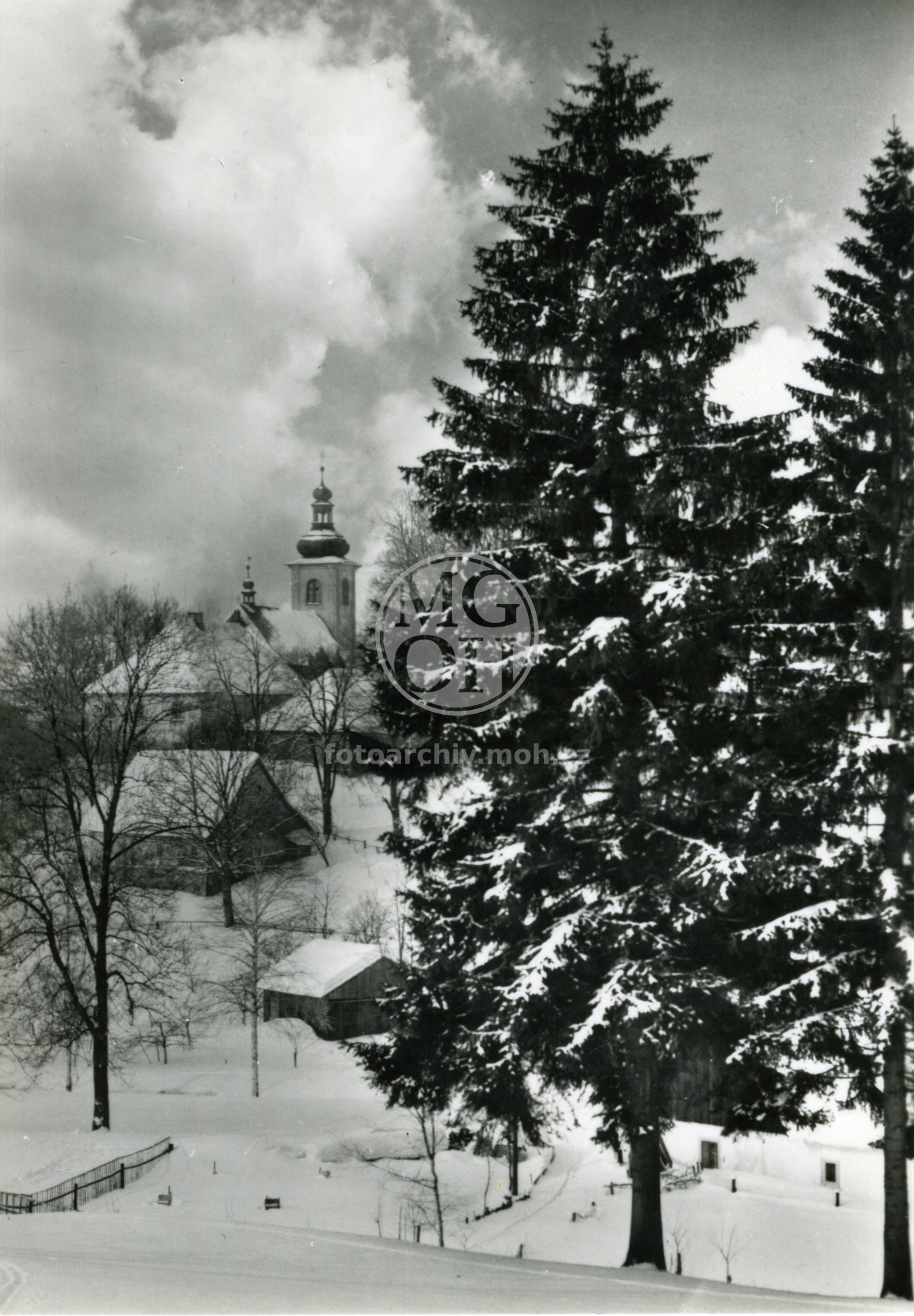 Fotografie - Kostel v zimě