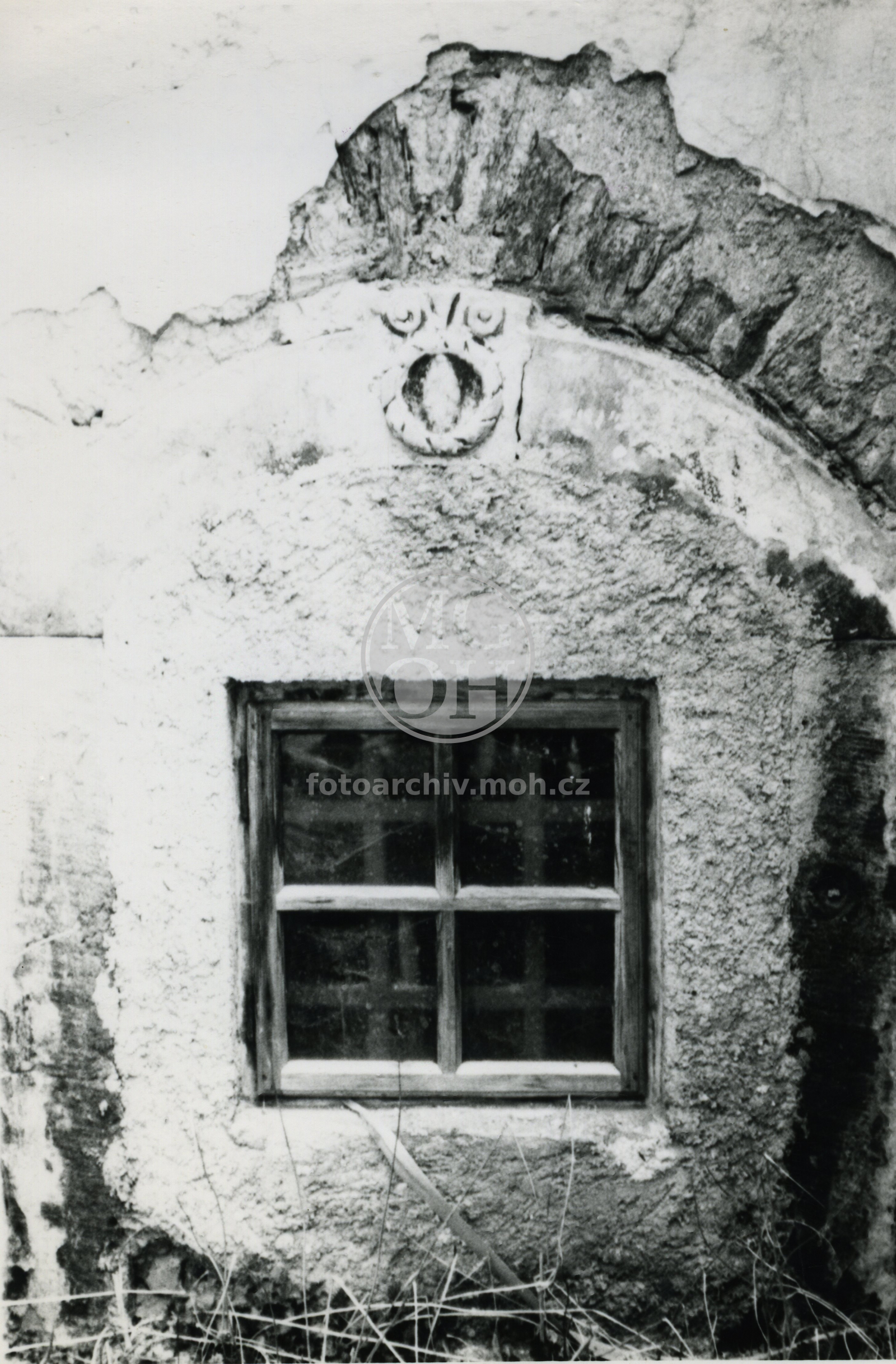 Fotografie - Panský dům při sklárně, detail