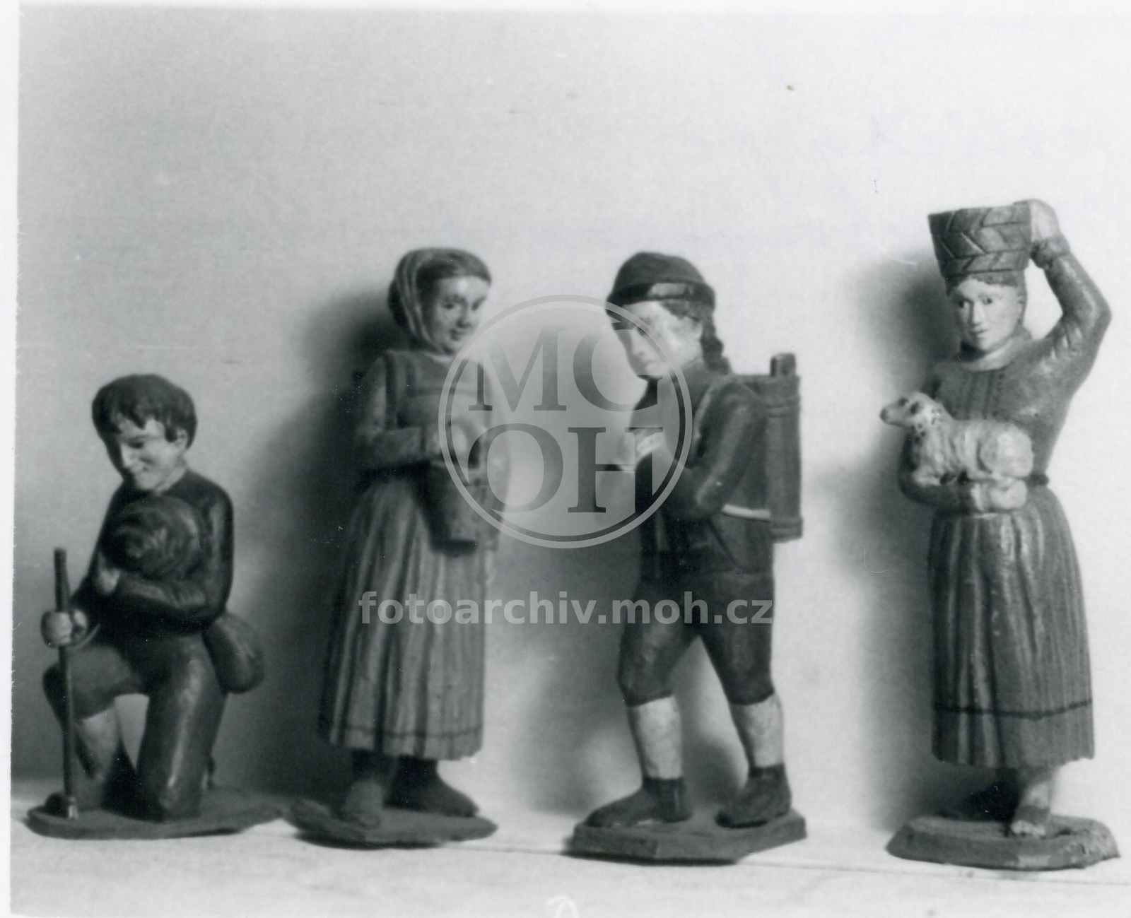 Fotografie - Figurky po Jos. Neugerbauerovi * maj.: Rýznerovi, Liberk čp.20