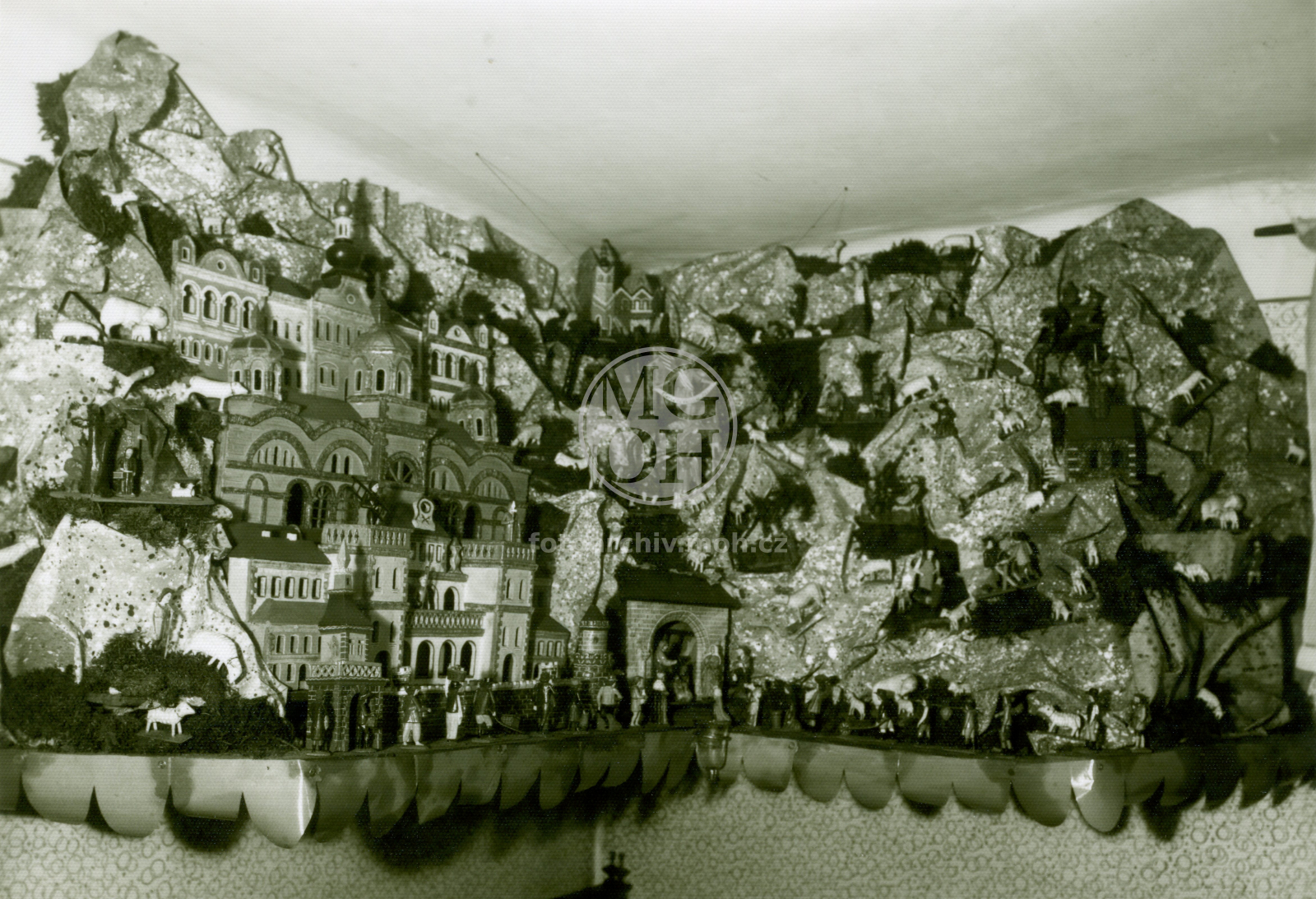 Fotografie - Jesličky, práce králických řezbářů, 2. pol. 19.stol.