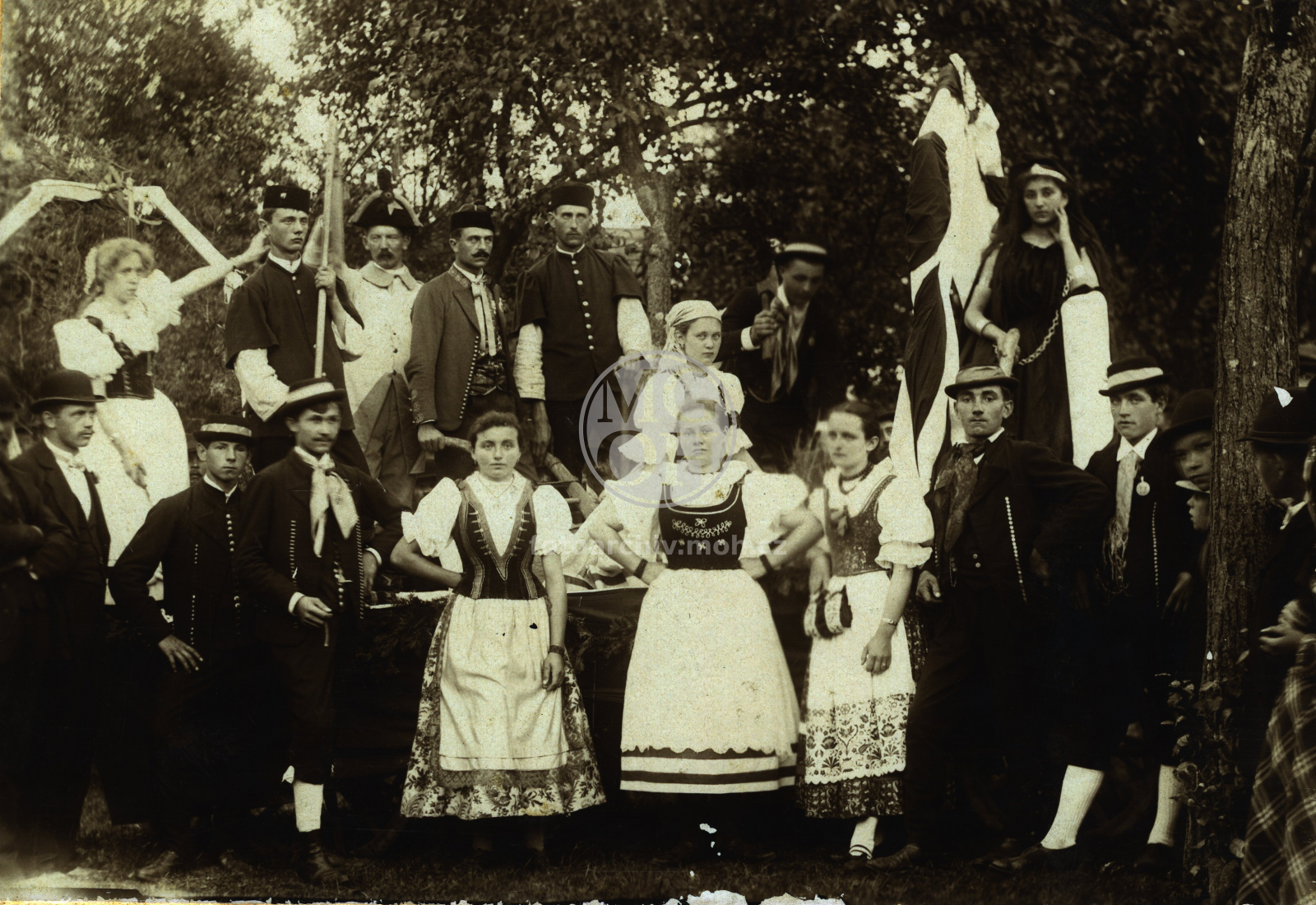 Fotografie - 50.výročí zrušení roboty