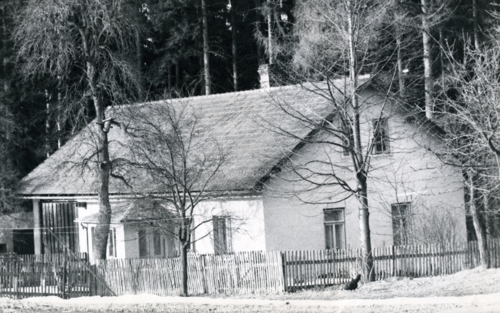 Fotografie - Frošova hájovna, místo sebevraždy manželů Frošových