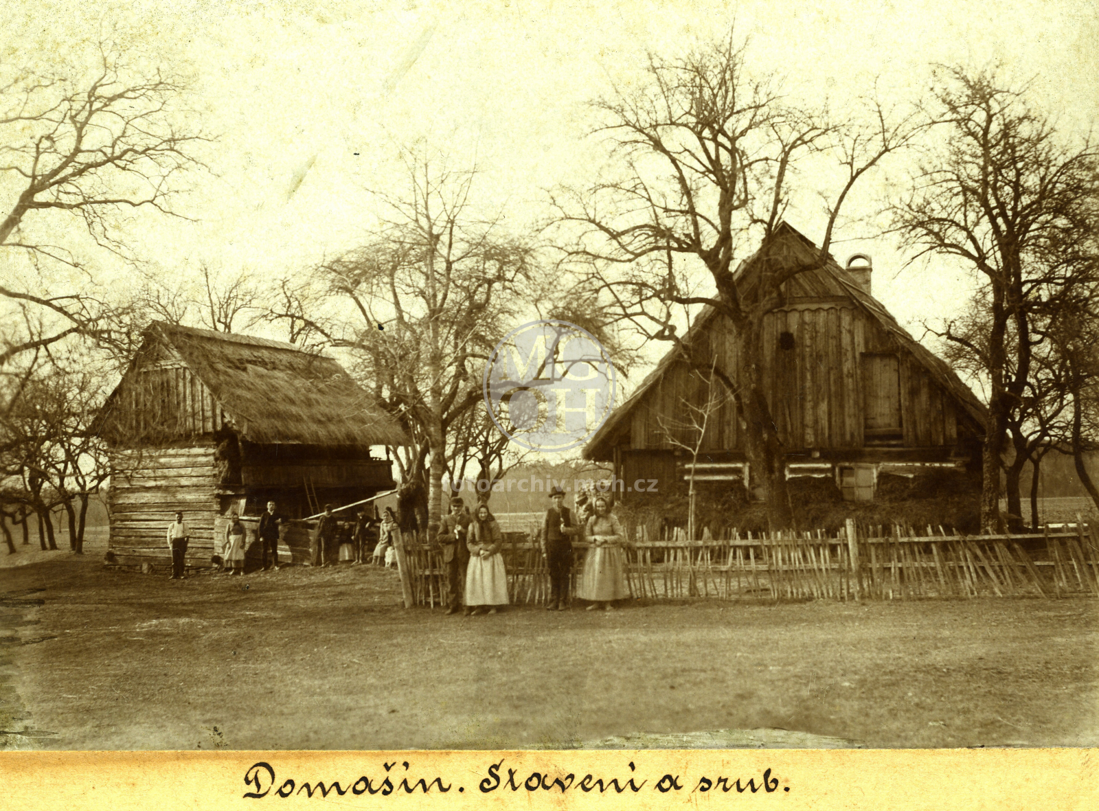 Fotografie - Stavení a srub