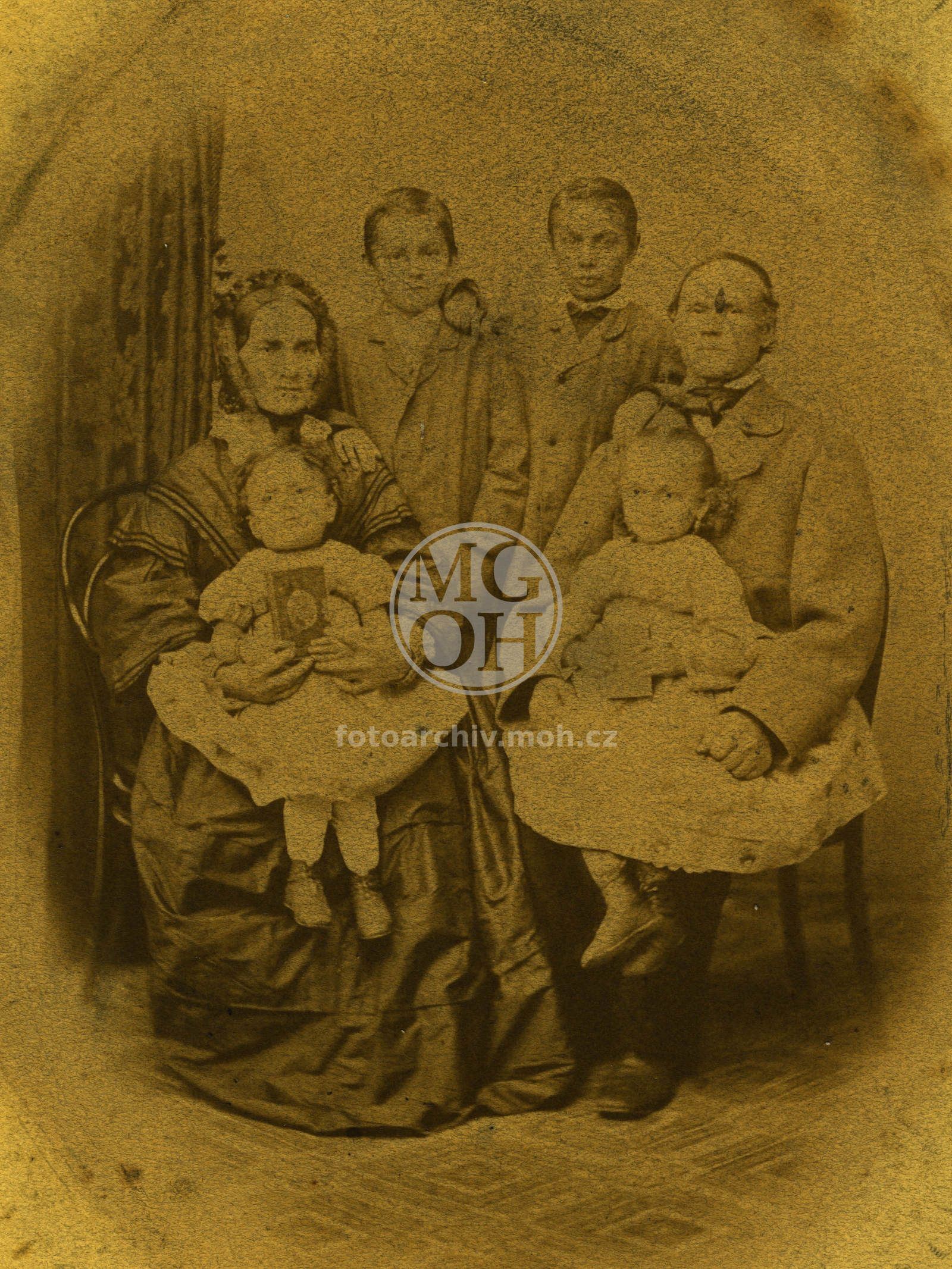 Fotografie - Neznámá rodina