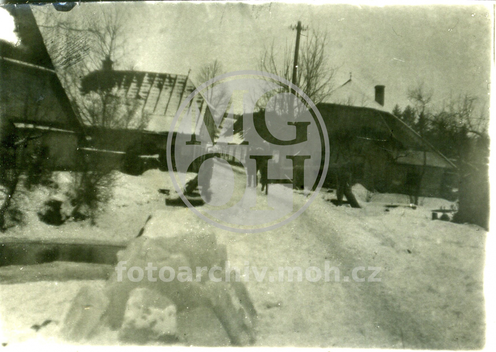 Fotografie - Malá Láň v zimě, před regulací u čp.457