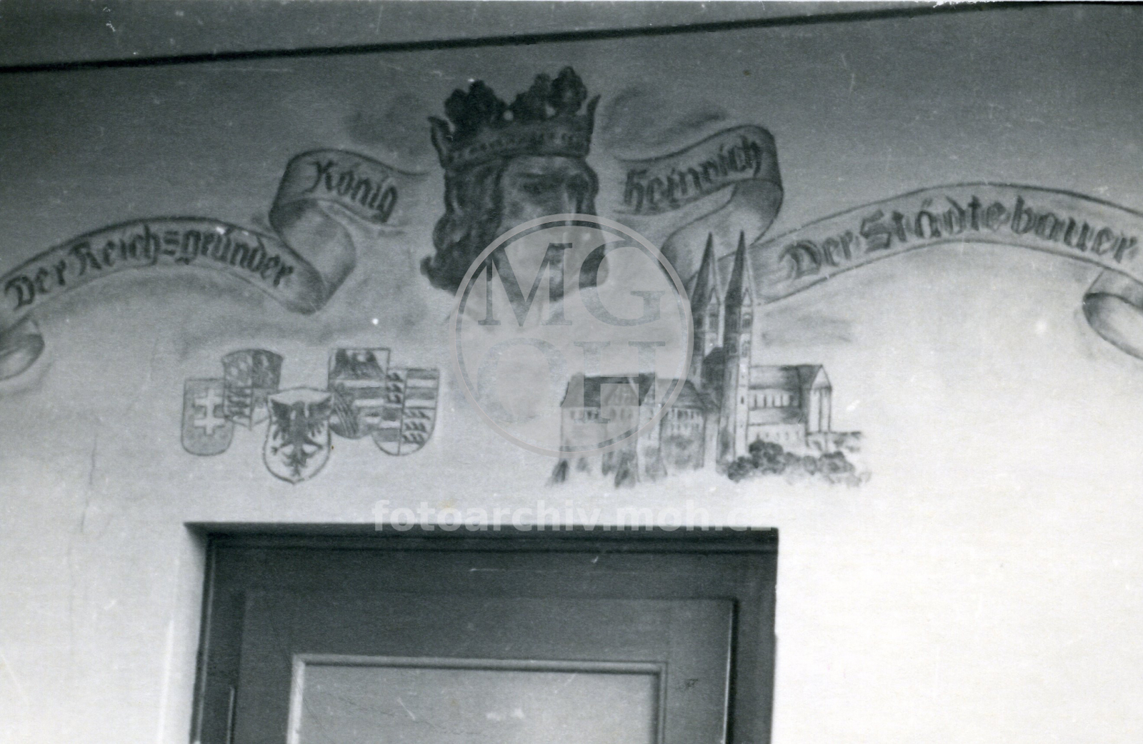 Fotografie - Kresby po Němcích v Dívčí škole čp.37