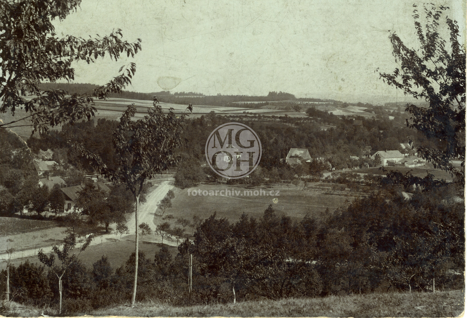 Fotografie - Pohled z Modřinek na část Habrové