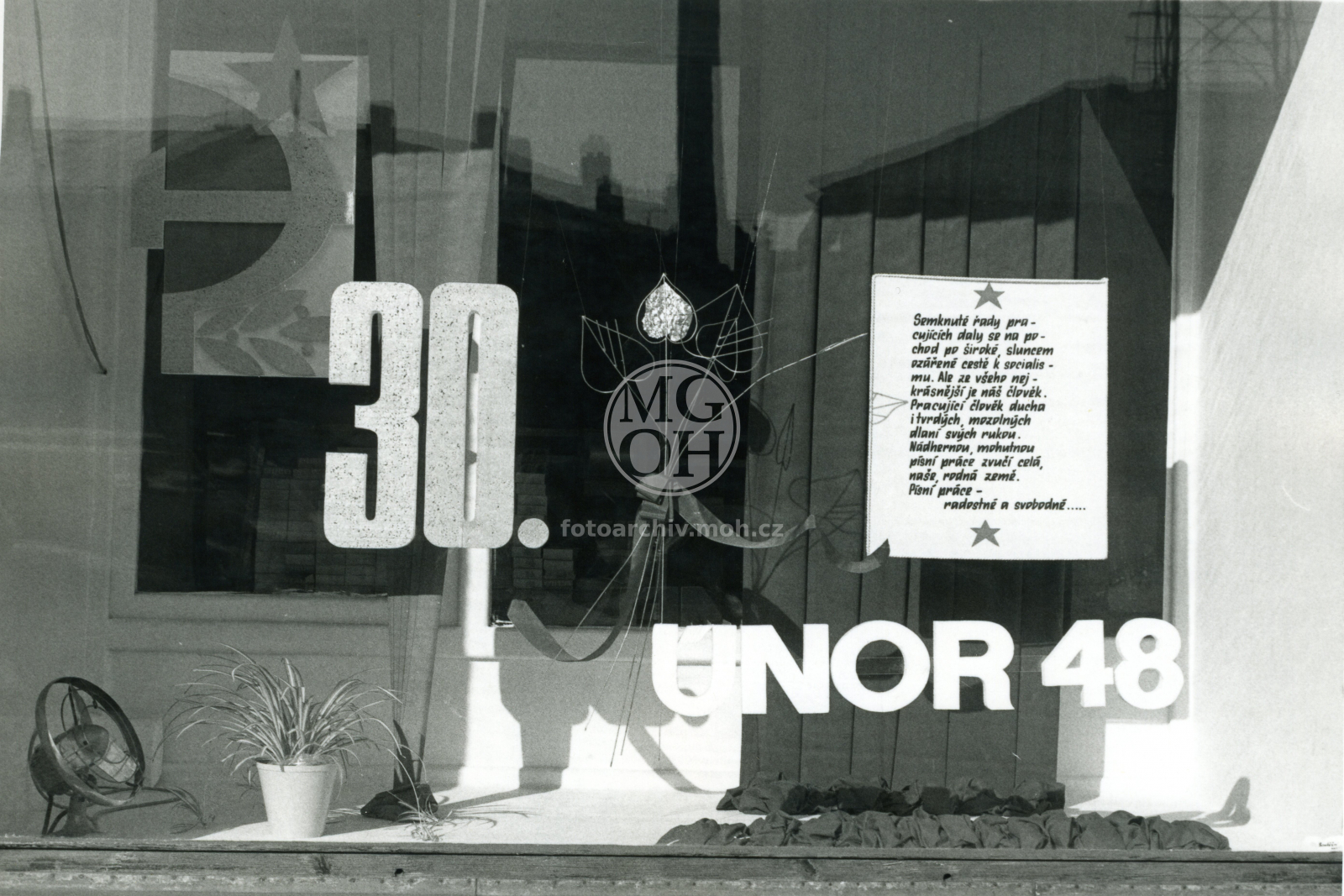 Fotografie - Agitace k 30.výročí Února, materiál Agit. stř.