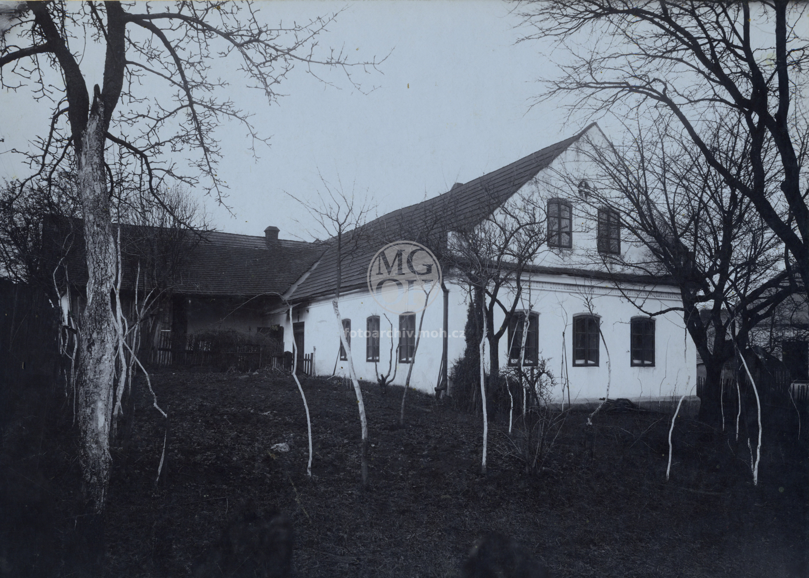 Fotografie - Dům pana Prudiče, bývalá hospoda u Horáků (odstěhovali se do Ameriky)