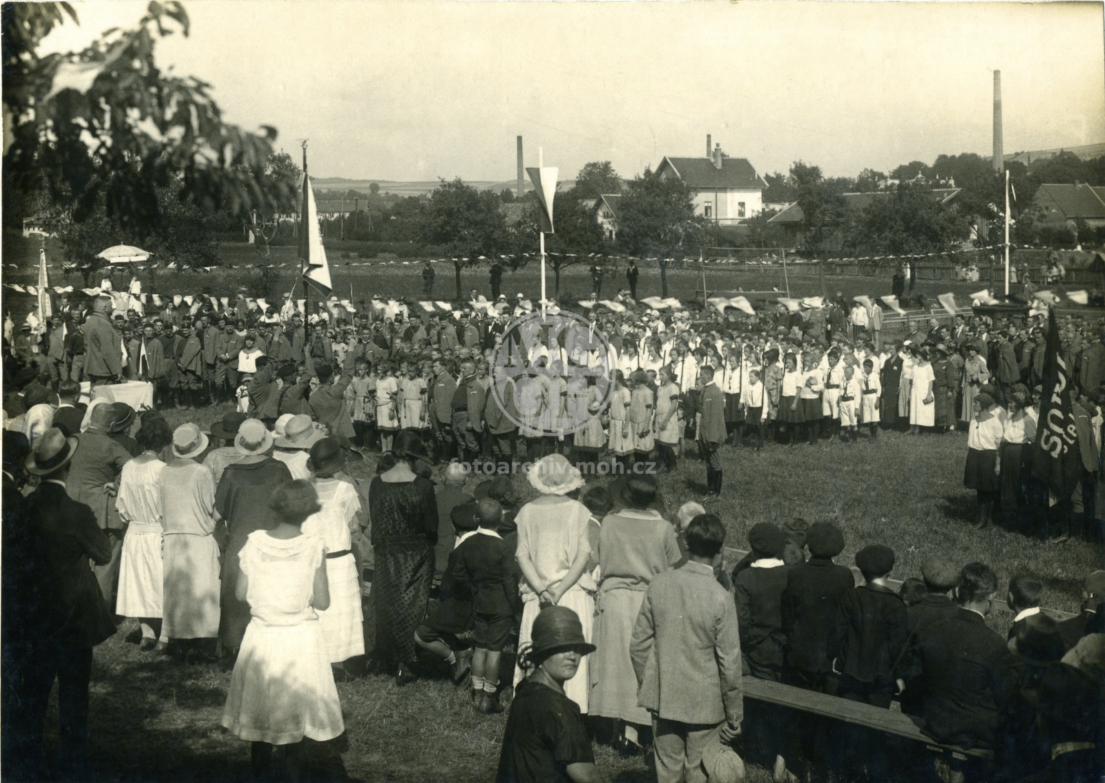 Fotografie - Letní cvičení Sokola u nádraží
