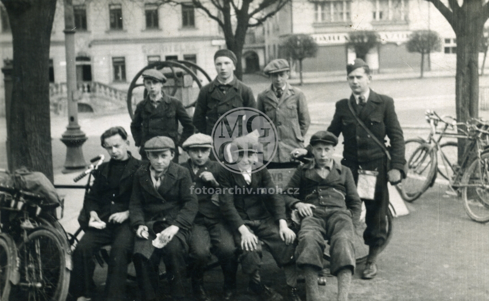 Fotografie - Branné cvičení - cyklistická četa