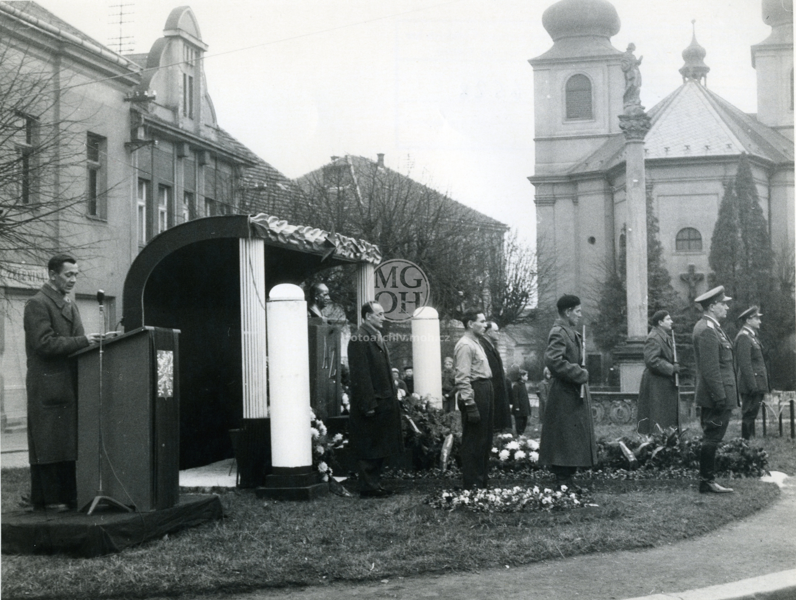 Fotografie - Tryzna za Antonína Zápotockého