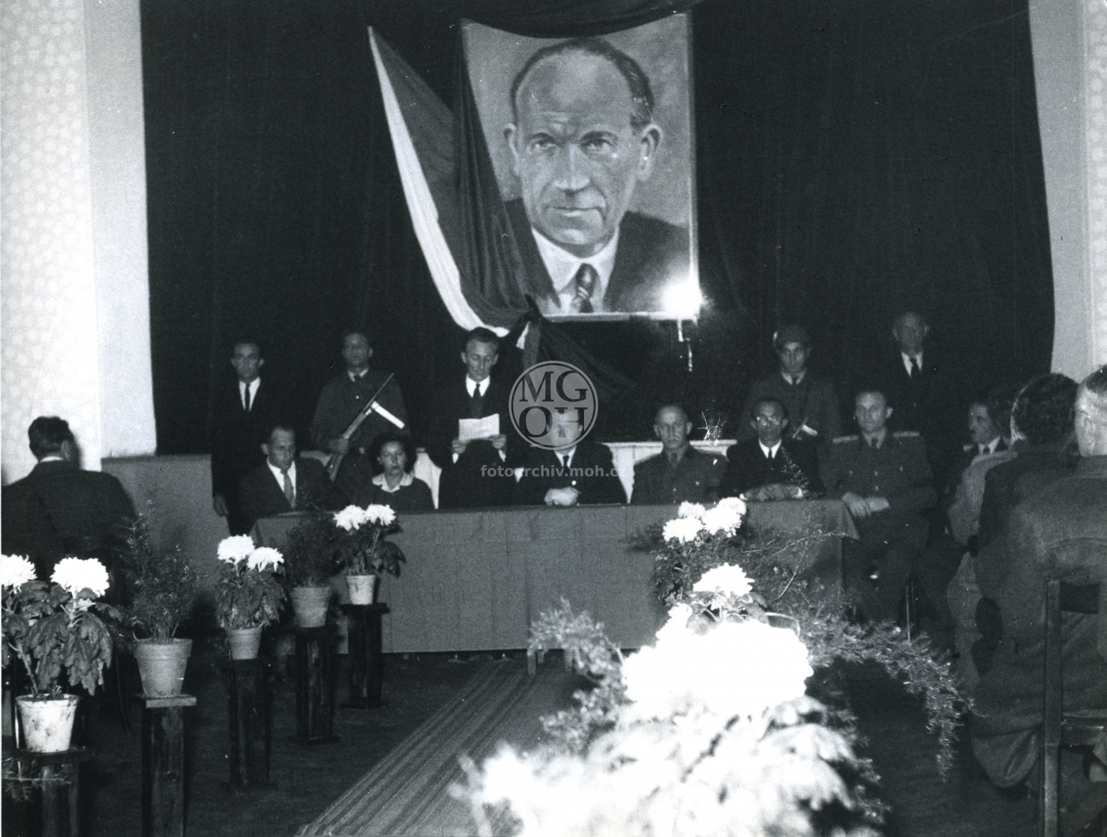 Fotografie - Tryzna za Antonína Zápotockého