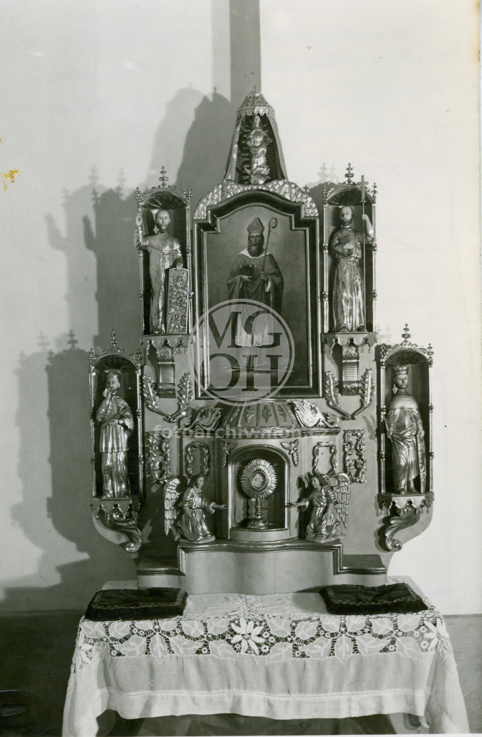 Fotografie - Oltář, lid.umění z 19.stol.