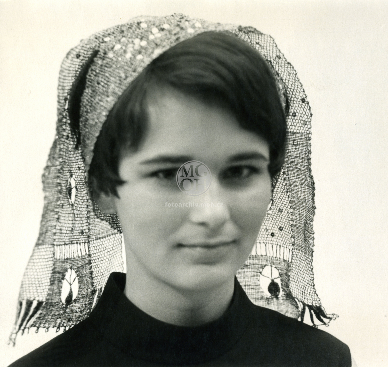 Fotografie - Krajkový čepec