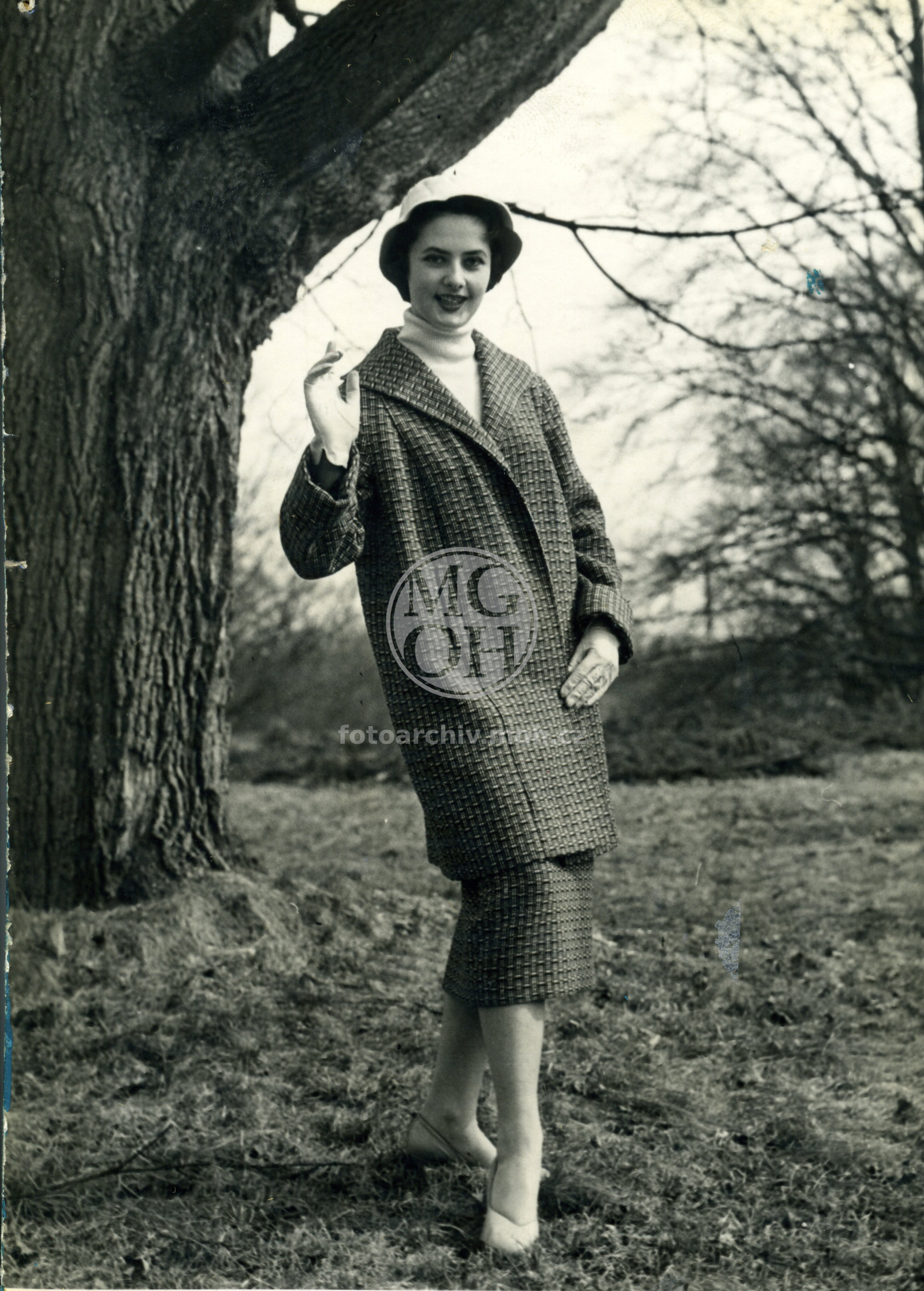 Fotografie - Model dámského oblečení na výstavě VKV - výročí 15. rep.