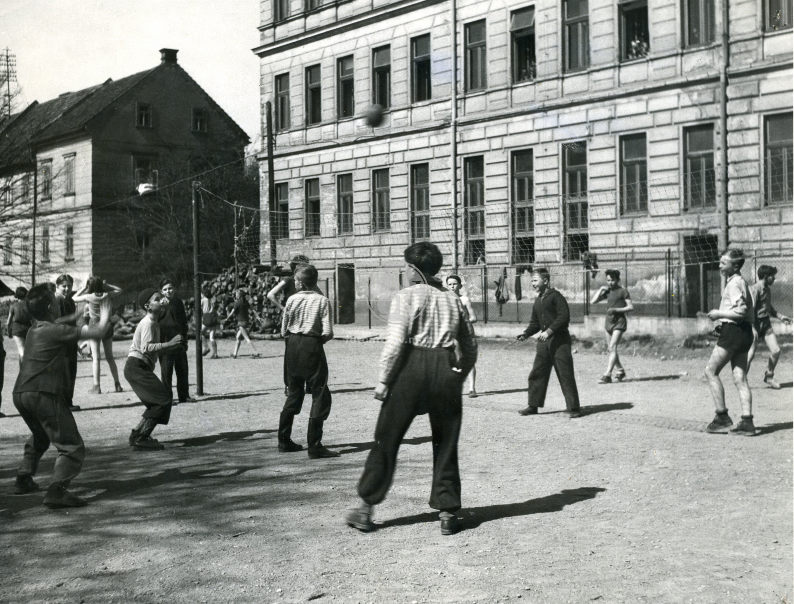 Fotografie - Školní tělovýchova - odbíjená