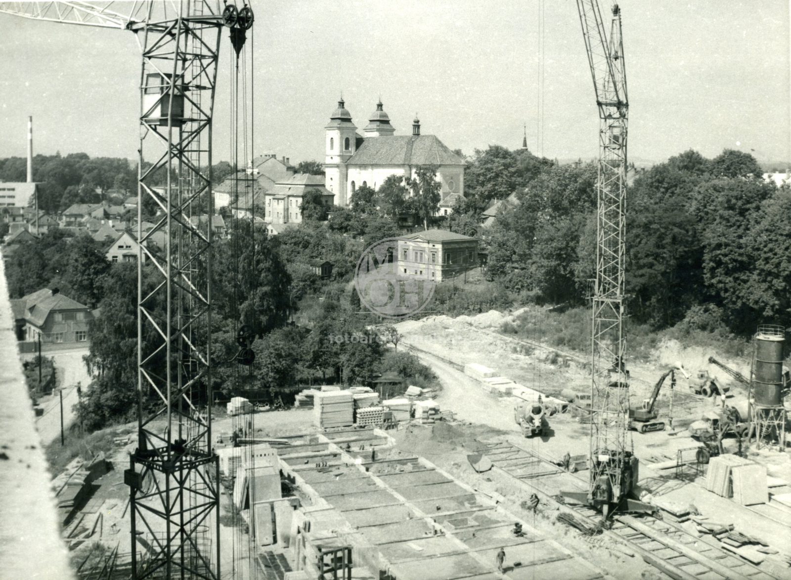 Fotografie - Bytová výstavba u Váhy