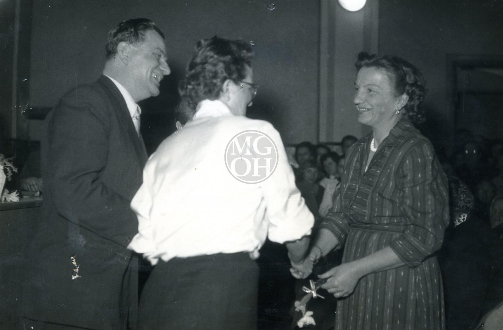 Fotografie - Předávání čestných odznaků mateřství