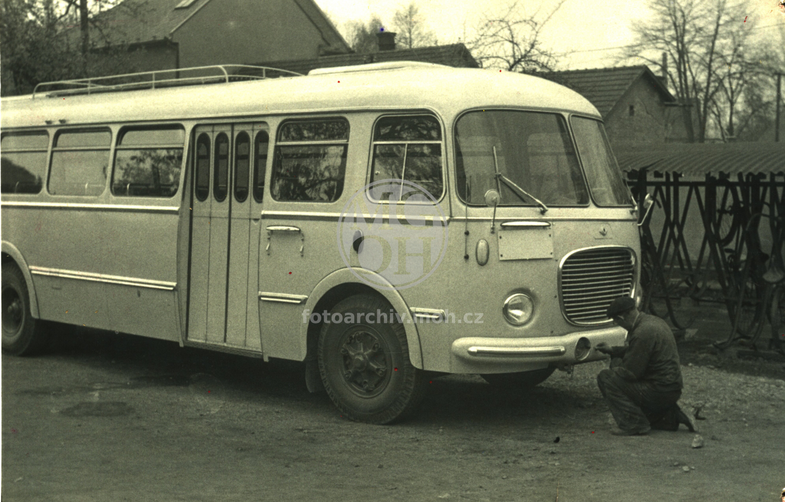 Fotografie - Autobus ZV-ROH-ŽAZ